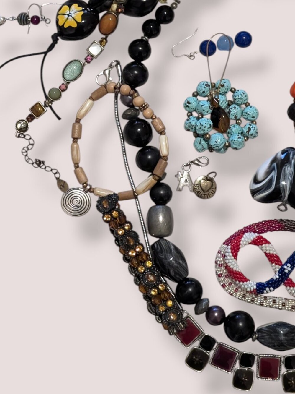 MAGRA - Vintage to Now Jewelry Lot- 072 - Picture 5 of 7